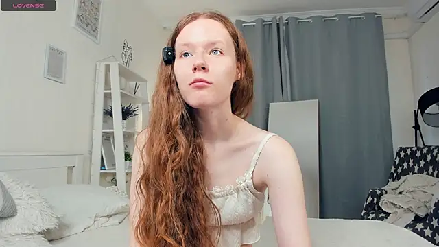ZaraBluitt online show from April 26, 10:13 am
