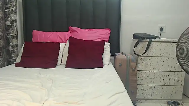 WATERMELLON79 online show from January 11, 6:51 am