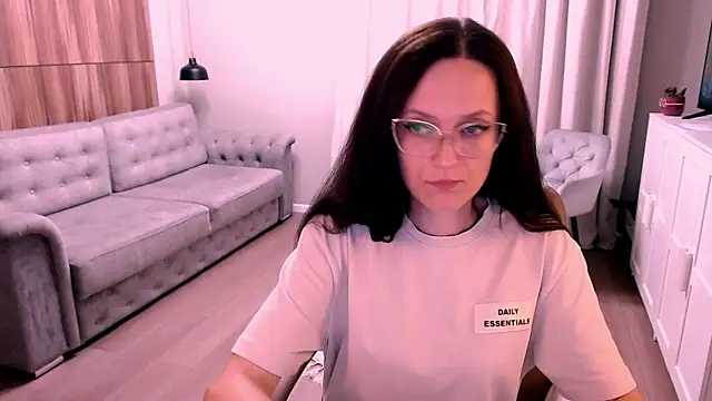 Amazingeyes88 online show from May 26, 3:41 pm