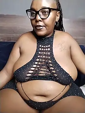 CHERRYYUMMY online show from March 9, 1:59 pm