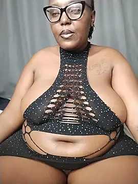 CHERRYYUMMY online show from June 14, 6:26 am