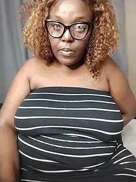 Snapshot of CHERRYYUMMY chatting on June 29, 2:28 pm CHERRYYUMMY online show from June 29, 2:28 pm