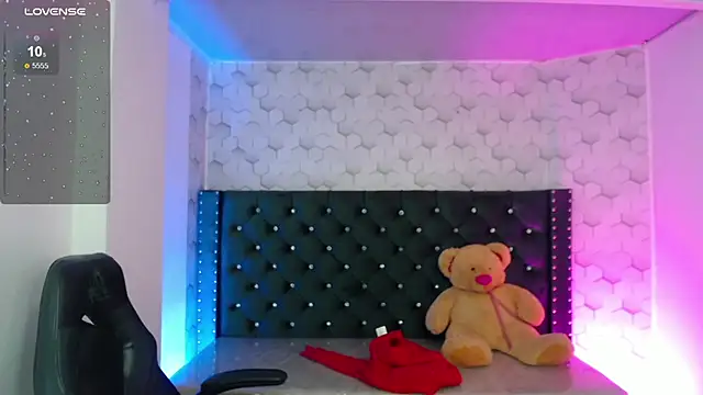 Sofi hot 4m online show from September 12, 3:12 pm