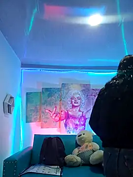 Sofi hot 4m online show from February 3, 10:09 am