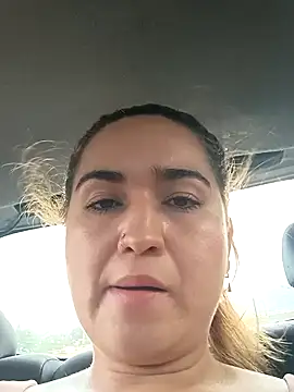 Snapshot of alexax0 chatting on February 12, 8:50 pm alexax0 online show from February 12, 8:50 pm