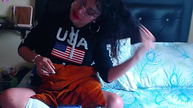 Lunavega1 online show from January 12, 5:18 pm