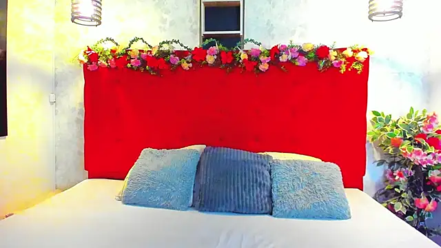 Snapshot of SilvannaFit chatting on June 10, 11:53 am SilvannaFit online show from June 10, 11:53 am