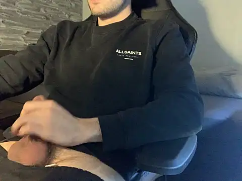 taallguyy 196 online show from March 8, 7:16 am