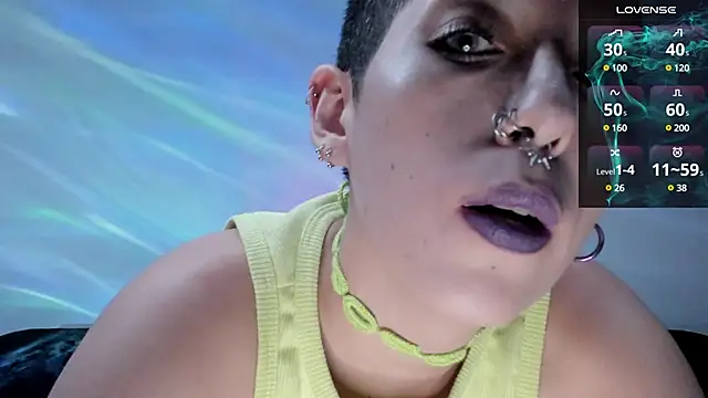 lnxmst online show from March 18, 11:09 pm