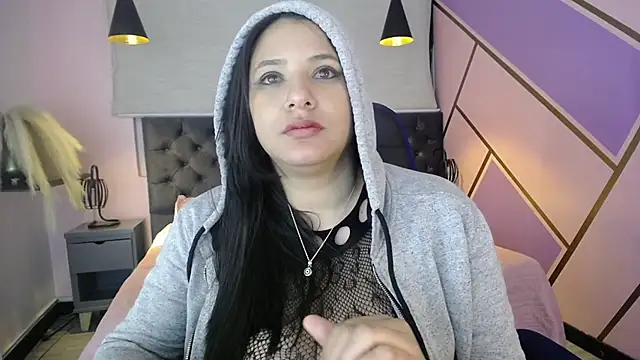 Snapshot of frreeya chatting on January 28, 8:25 am frreeya online show from January 28, 8:25 am