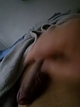 Snapshot of THOMS-90 chatting on January 14, 1:49 pm THOMS-90 online show from January 14, 1:49 pm