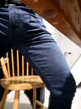 abdierkader online show from December 2, 1:00 am