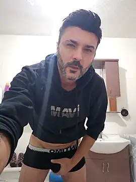 hot man eray online show from December 5, 6:04 pm