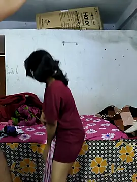 hot wife 35 online show from October 9, 2:20 am