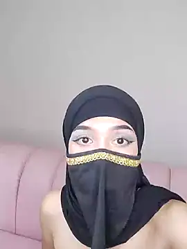 Aaliyah Salma online show from January 22, 1:31 am