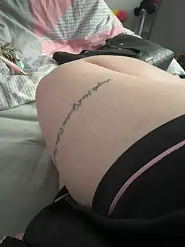 AmberTaylorXxx online show from February 5, 8:21 am