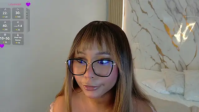 RachellEbony online show from May 11, 2:01 pm