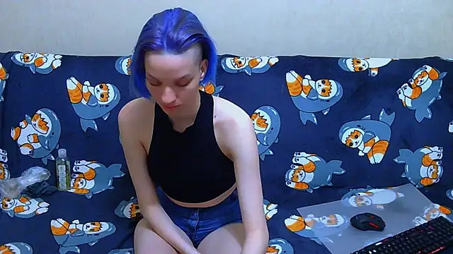 Ivy Lester online show from May 26, 5:58 am