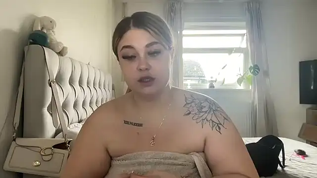 blairbella online show from February 27, 10:04 am