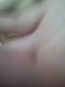 Snapshot of borisro chatting on December 1, 10:37 pm borisro online show from December 1, 10:37 pm