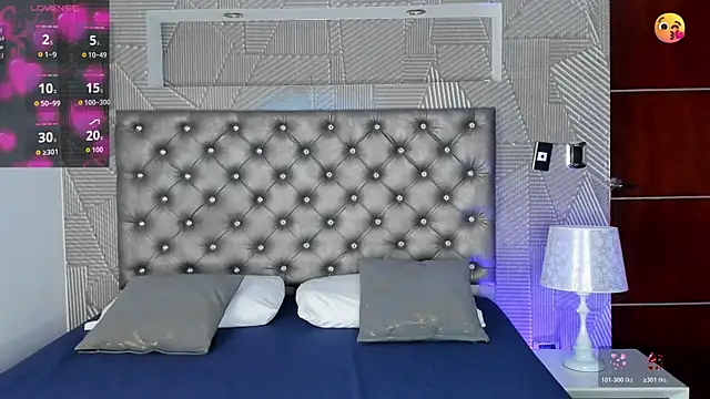 Snapshot of Valery_Diamond chatting on July 30, 9:36 pm Valery Diamond online show from July 30, 9:36 pm