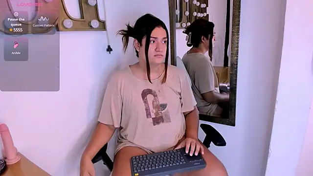 Valery Maravilla  online show from January 27, 7:46 pm