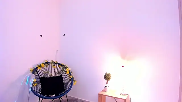 Snapshot of _Sam_sexy_ chatting on March 9, 6:43 pm Sam sexy online show from March 9, 6:43 pm