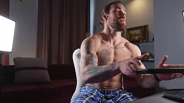 Karlos Ripped  online show from March 1, 11:23 am