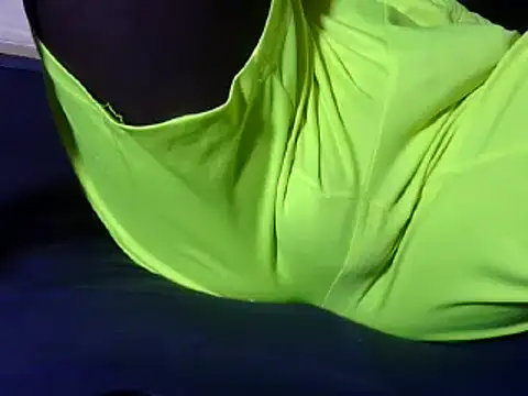 Snapshot of kingmaestro_ chatting on March 12, 5:35 am kingmaestro online show from March 12, 5:35 am