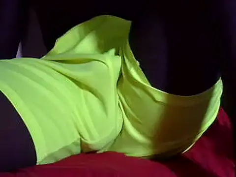 Snapshot of kingmaestro_ chatting on March 12, 1:08 pm kingmaestro online show from March 12, 1:08 pm