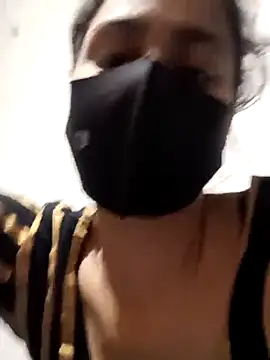 magicmoment00786 online show from December 4, 5:11 pm