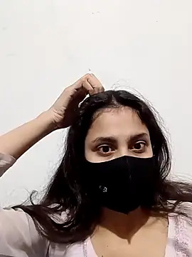 magicmoment00786 online show from December 17, 5:15 pm