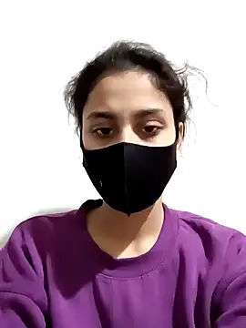 magicmoment00786 online show from January 17, 4:15 pm