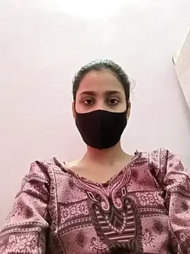 magicmoment00786 online show from February 18, 7:10 am