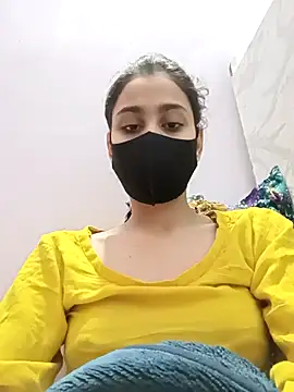 magicmoment00786 online show from February 26, 3:30 pm