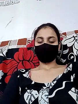 magicmoment00786 online show from September 13, 9:20 am