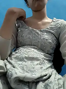 magicmoment00786 online show from September 14, 4:39 pm