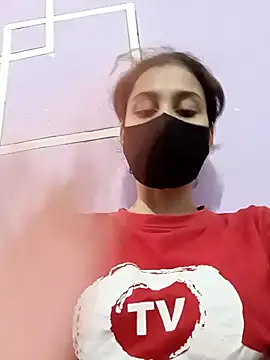 magicmoment00786 online show from September 28, 7:25 am