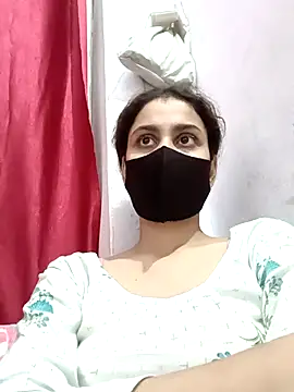 magicmoment00786 online show from October 2, 2:02 pm