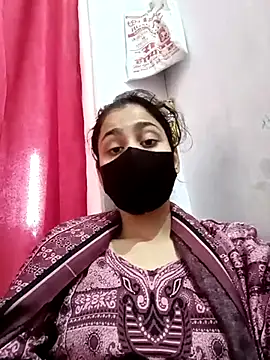 magicmoment00786 online show from November 30, 6:50 am