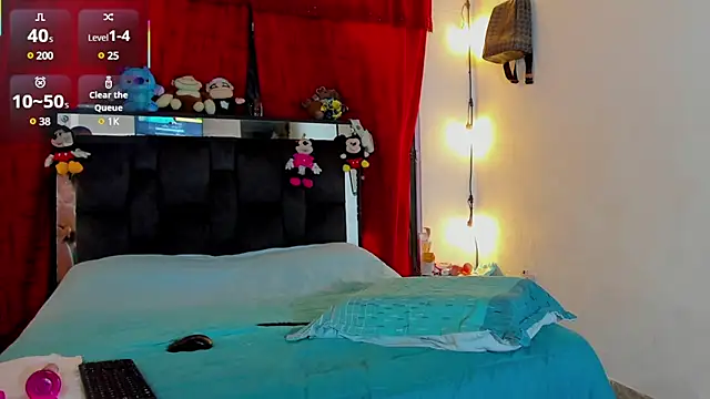 chloe vasquez710 online show from February 12, 7:24 pm