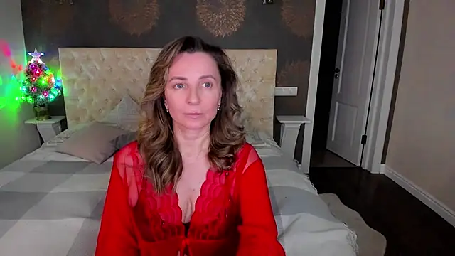 Snapshot of AllisonWilliams chatting on January 18, 7:37 pm AllisonWilliams online show from January 18, 7:37 pm