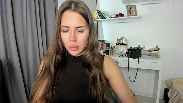 Snapshot of SuraMune chatting on March 14, 12:51 pm SuraMune online show from March 14, 12:51 pm