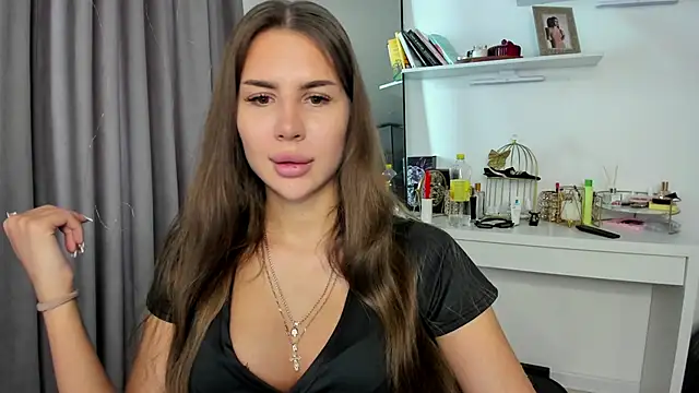 Snapshot of SuraMune chatting on March 15, 12:13 pm SuraMune online show from March 15, 12:13 pm