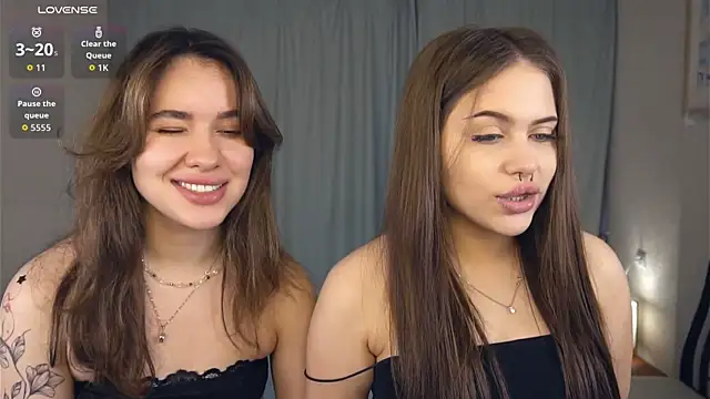 TateDevon online show from November 13, 6:34 am