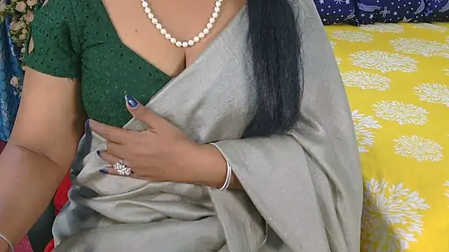 indian anu mallu online show from June 29, 12:05 pm