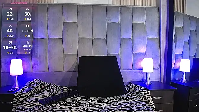 honney dark online show from November 11, 3:50 am