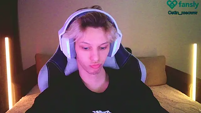 Ostin meow online show from February 15, 2:00 pm