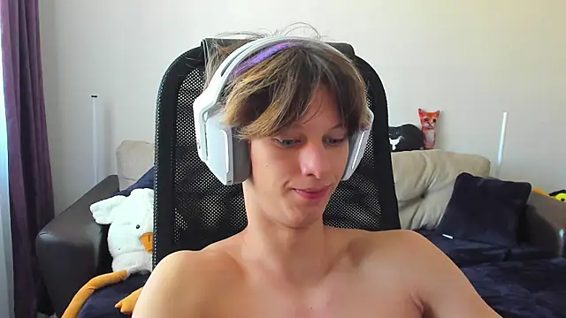 Ostin meow online show from September 19, 4:47 am