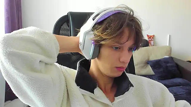 Ostin meow online show from September 26, 5:55 am